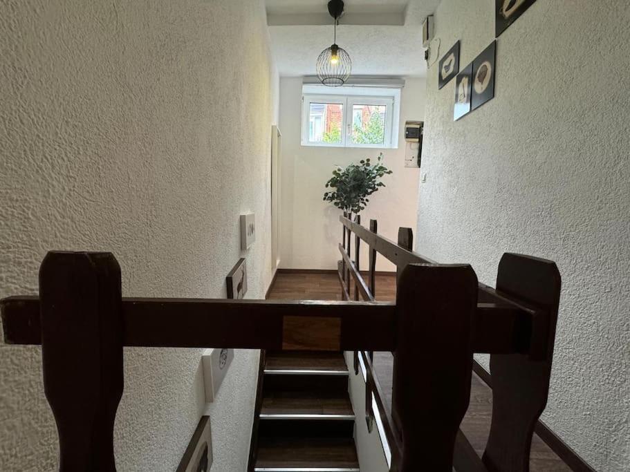 Townhouse Fuer 10 Personen Mit Garten Esslingen am Neckar Exterior foto